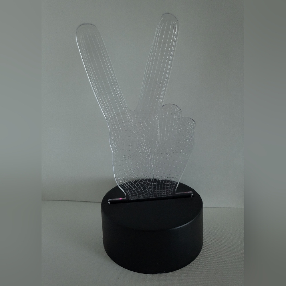 3D Effect Victory LED Light ✌️ - Picture 15 of 16